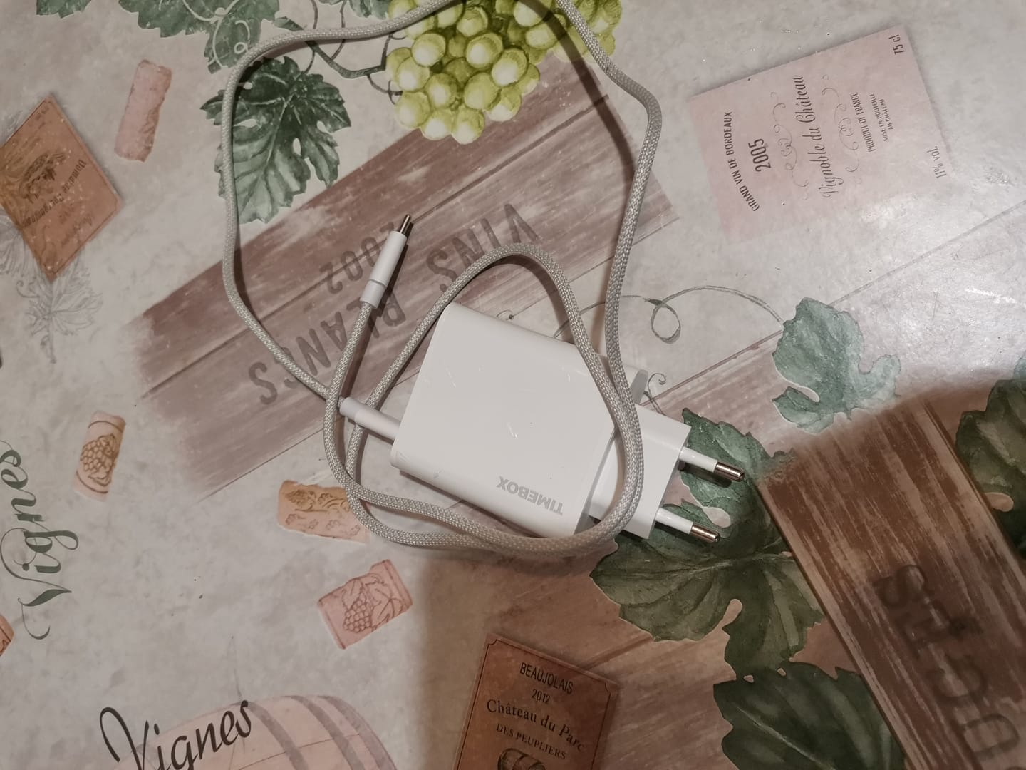 Customer photo review of Cablu Date si Incarcare Rapida Timebox, Type-C la USB-C, 66W, 1m, QC 3, Alb