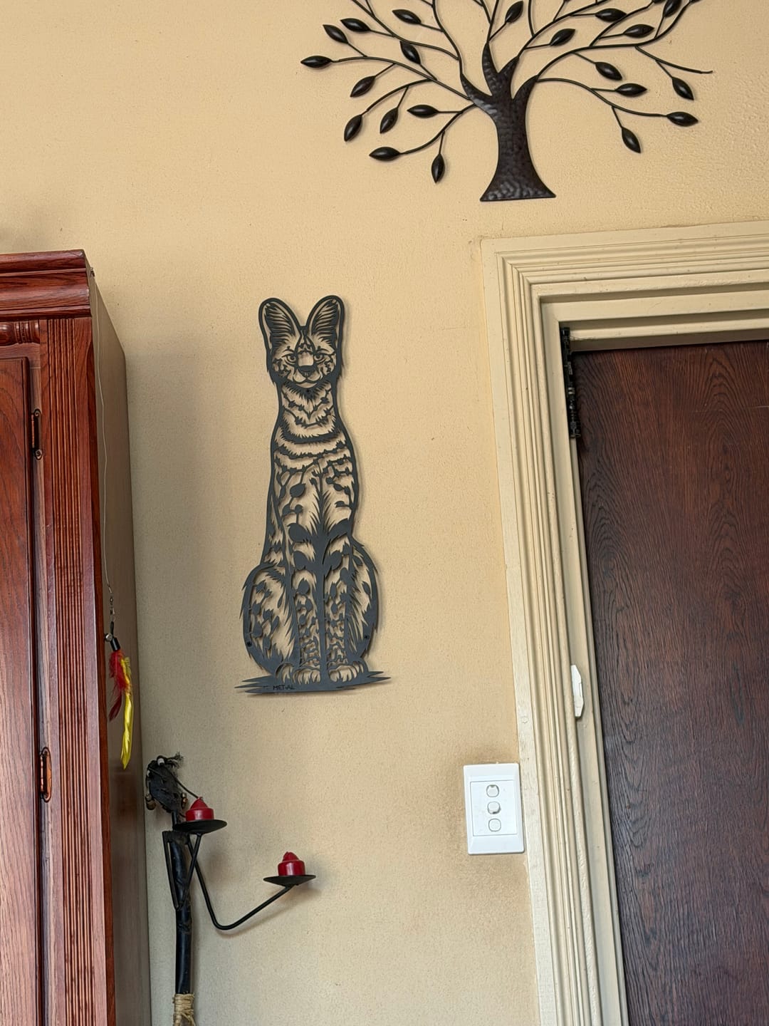 Customer photo review of Serval Metal Wall Art