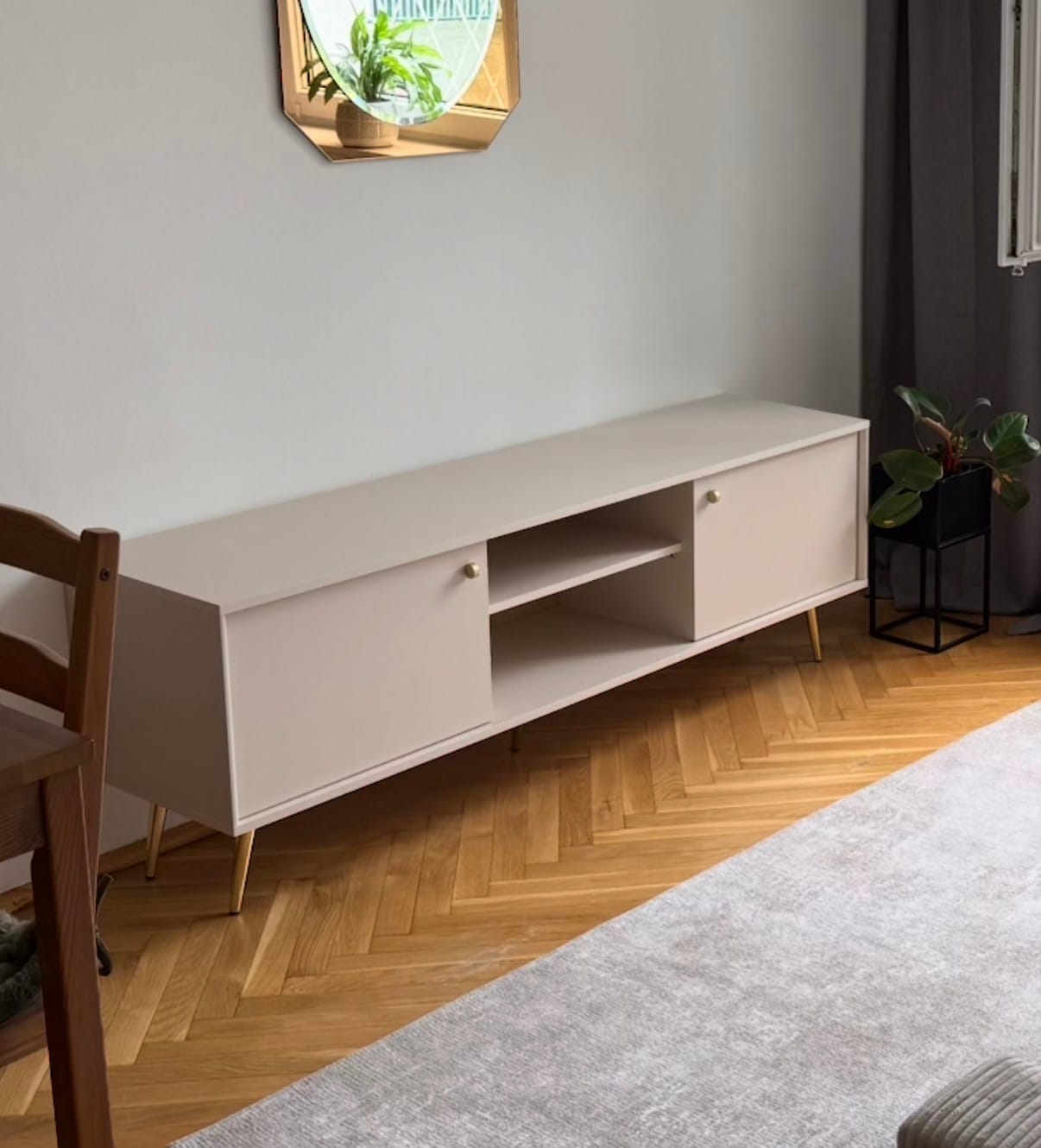 Customer photo review of Szafka RTV ETERIS Beżowy