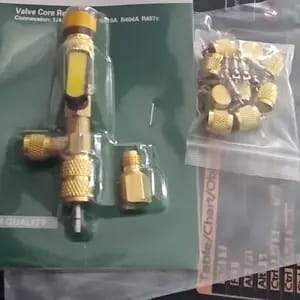 Customer photo review of Strumento Rimozione Valvola AC con Kit Valvole e Guarnizioni