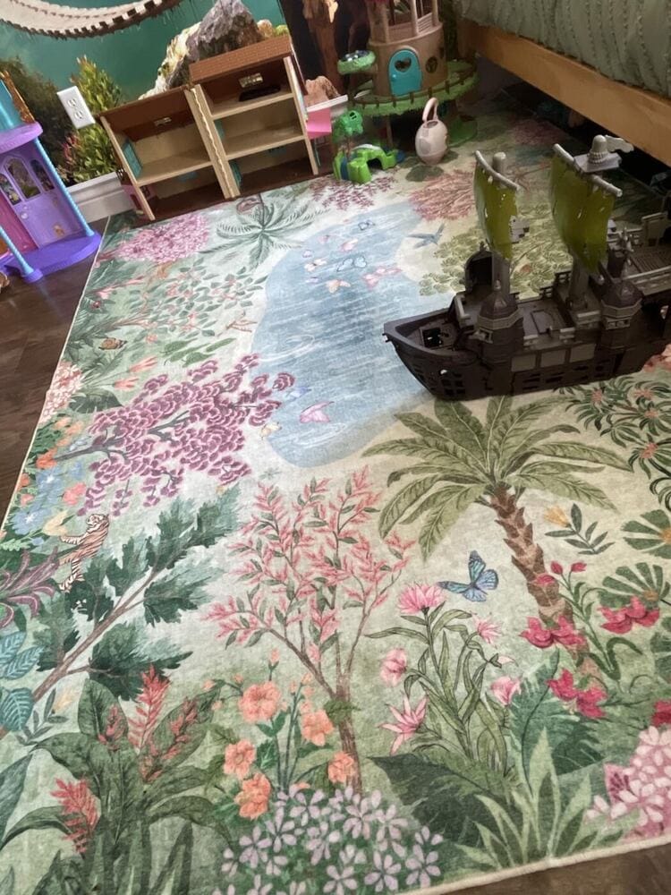 Customer photo review of Rug – Jungle Fall Sunrise – Amber Clay