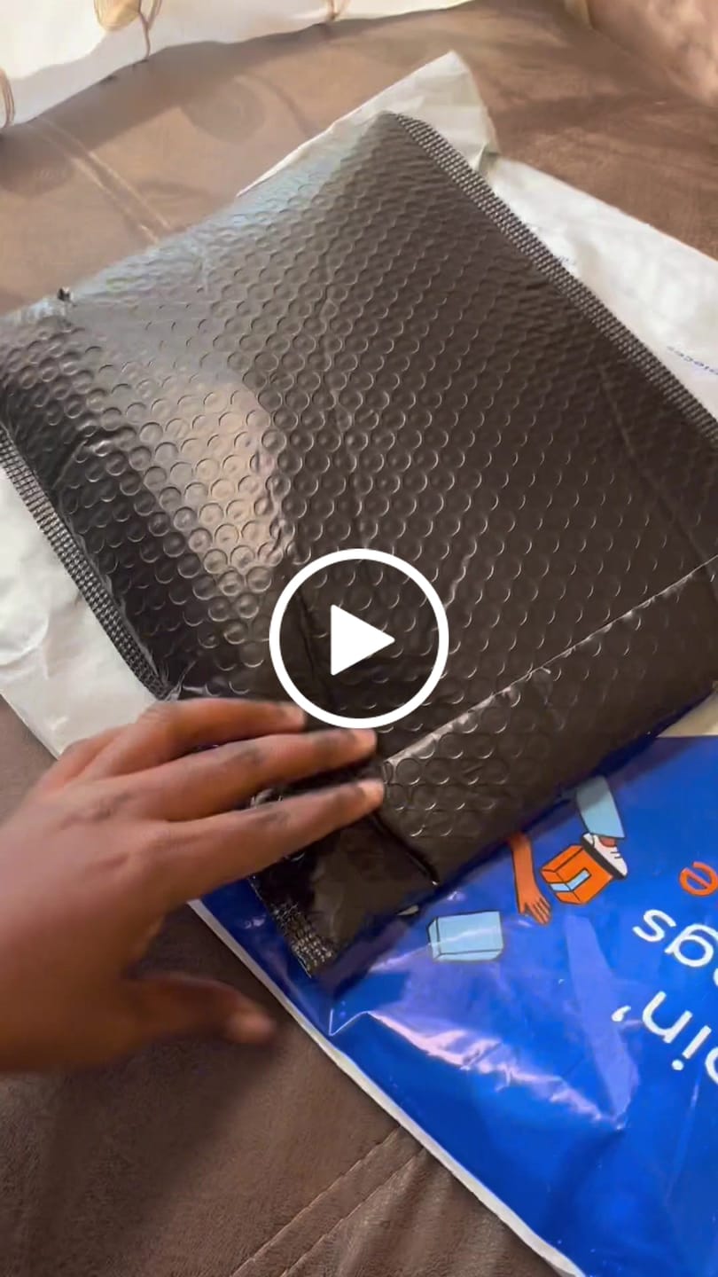 Customer video review of Denim Lily Shoulder Bag
