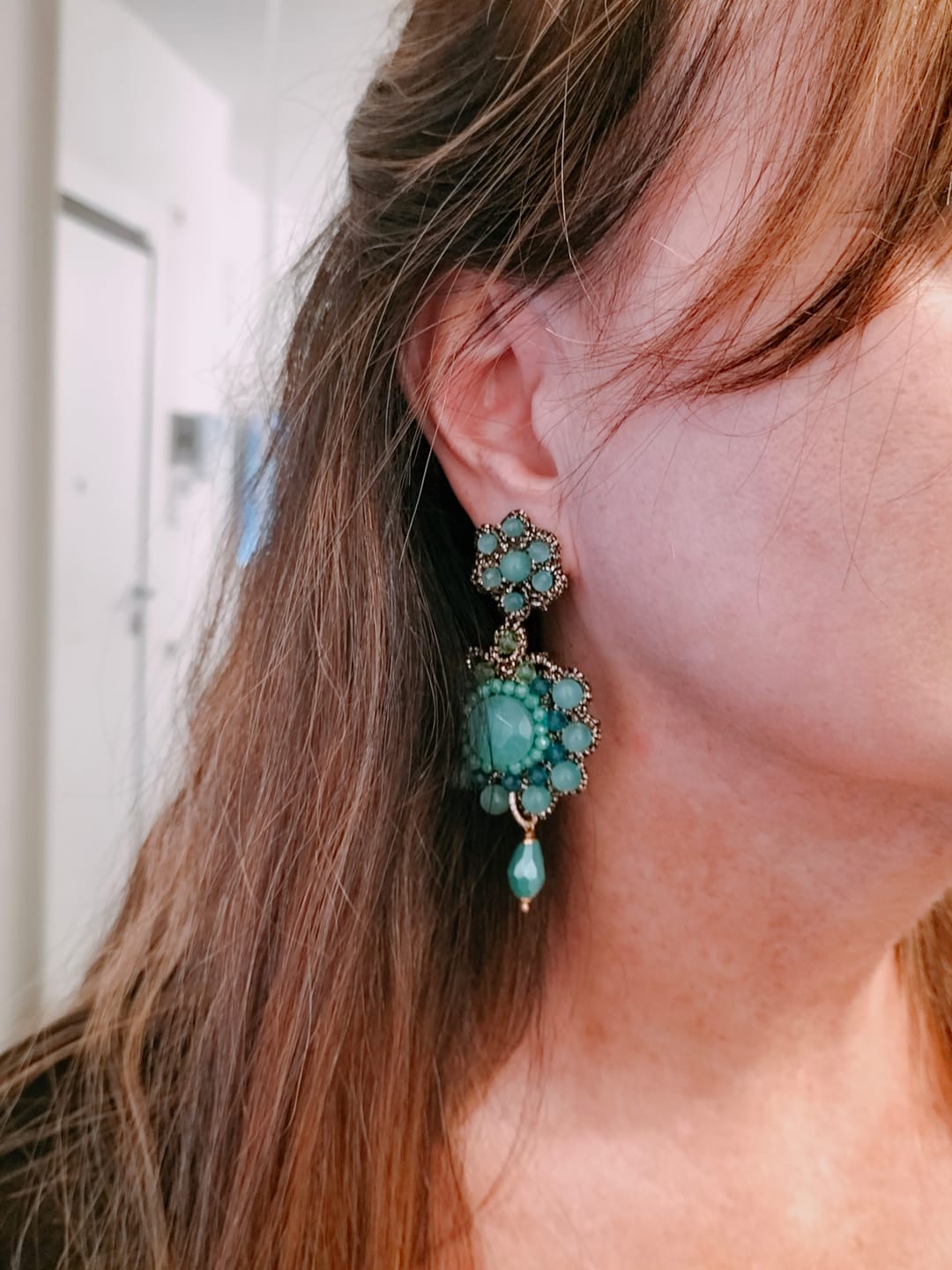 Customer photo review of Orecchini Aura verdi