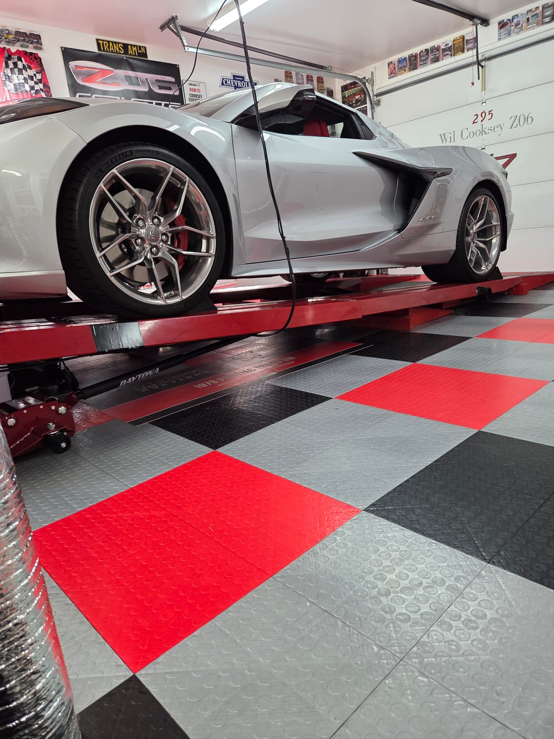 Customer photo review of Corvette C8 Z06 / E-Ray XL Extended Splash Guard