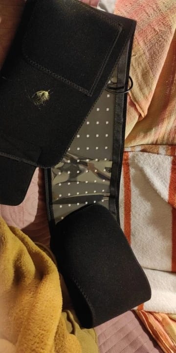 Customer photo review of Dual Wavelength Red & Infrared Light Body Wrap Belt - 120-LED Recovery Wrap