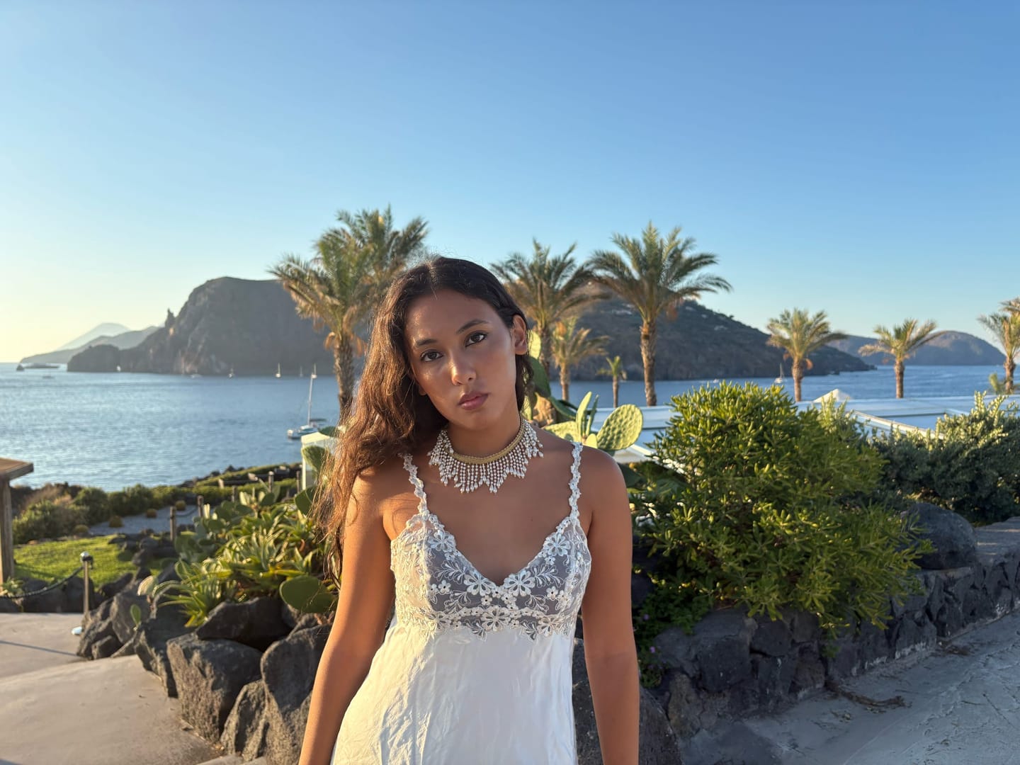 Customer photo review of Choker Salina