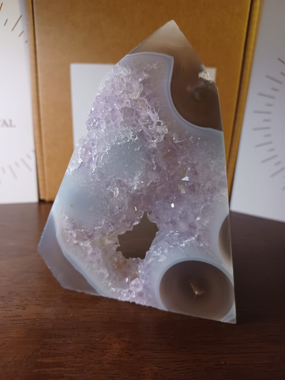 Customer photo review of Unique,Natural Crystal Exquisite Agate Geode Point