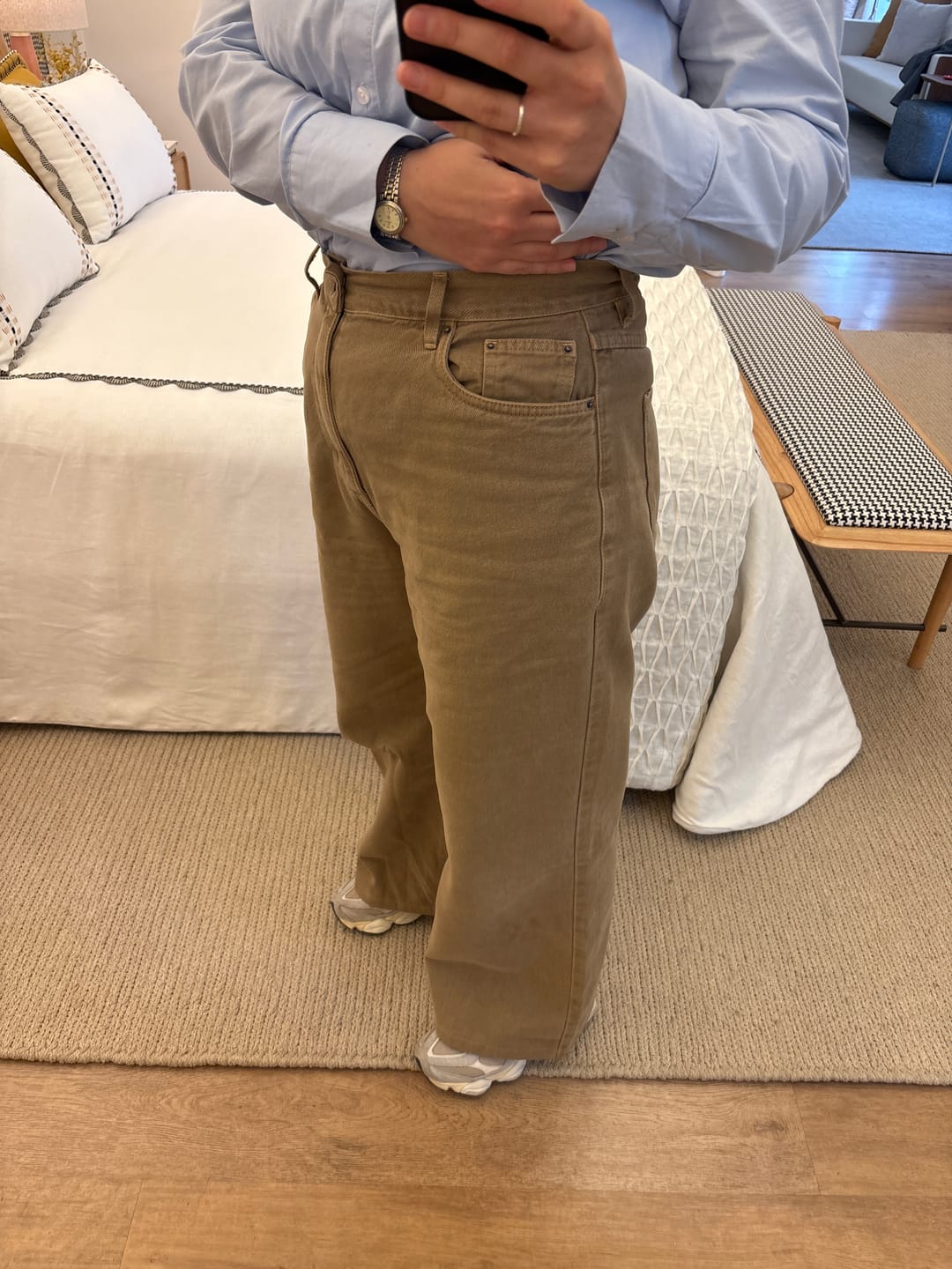 Customer photo review of Calça Jeans Wide Leg Buriti Marrom Claro