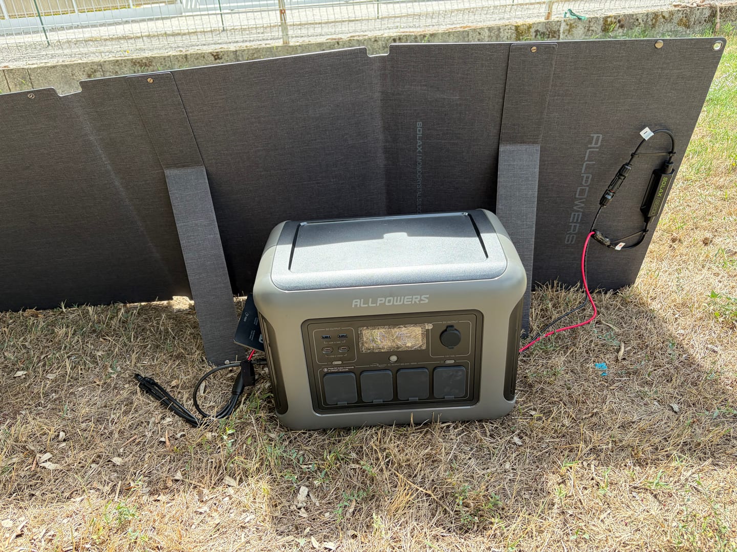 Customer photo review of ALLPOWERS R1500 LITE Station électrique portable 1600W 1056Wh