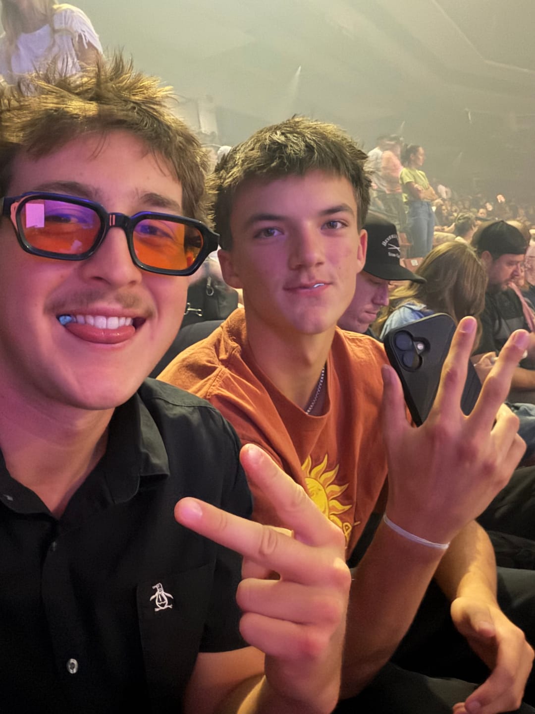 Customer photo review of AFTERS blue light blockers