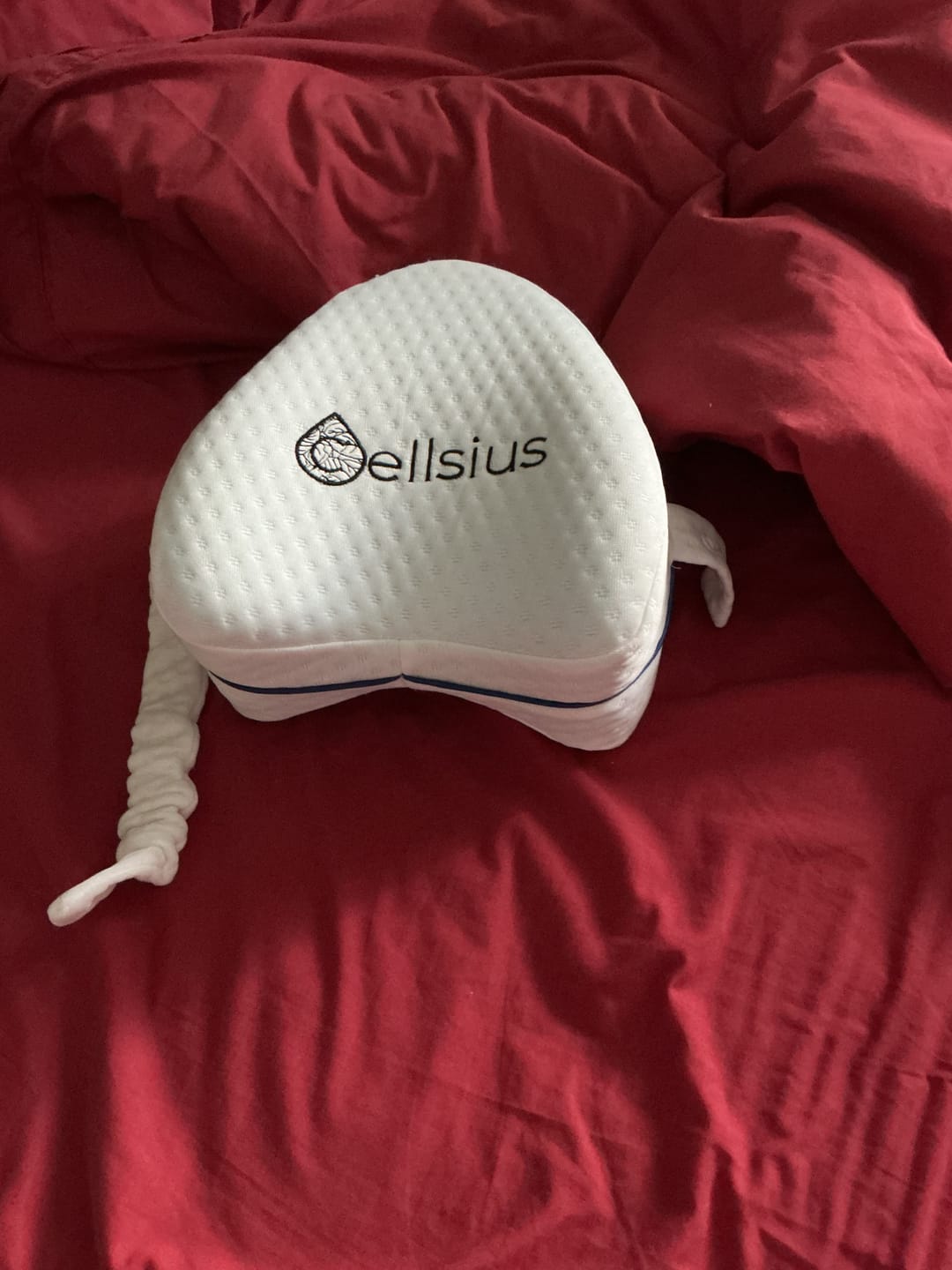 Customer photo review of Coussin Orthopédique Genoux Cellsius - Le secret d'un sommeil sans douleur