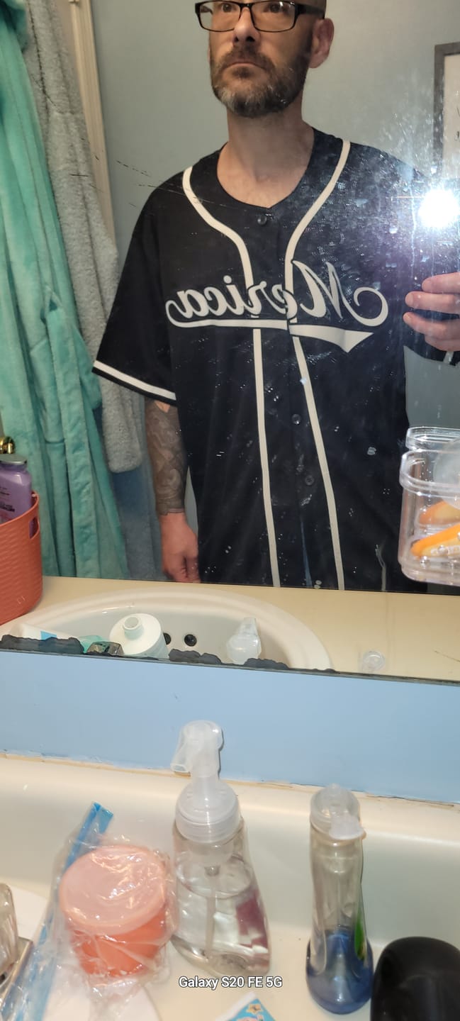Customer photo review of Custom Baseball Jersey Stitched Personalized Baseball Sports Uniform For Men Women Boy