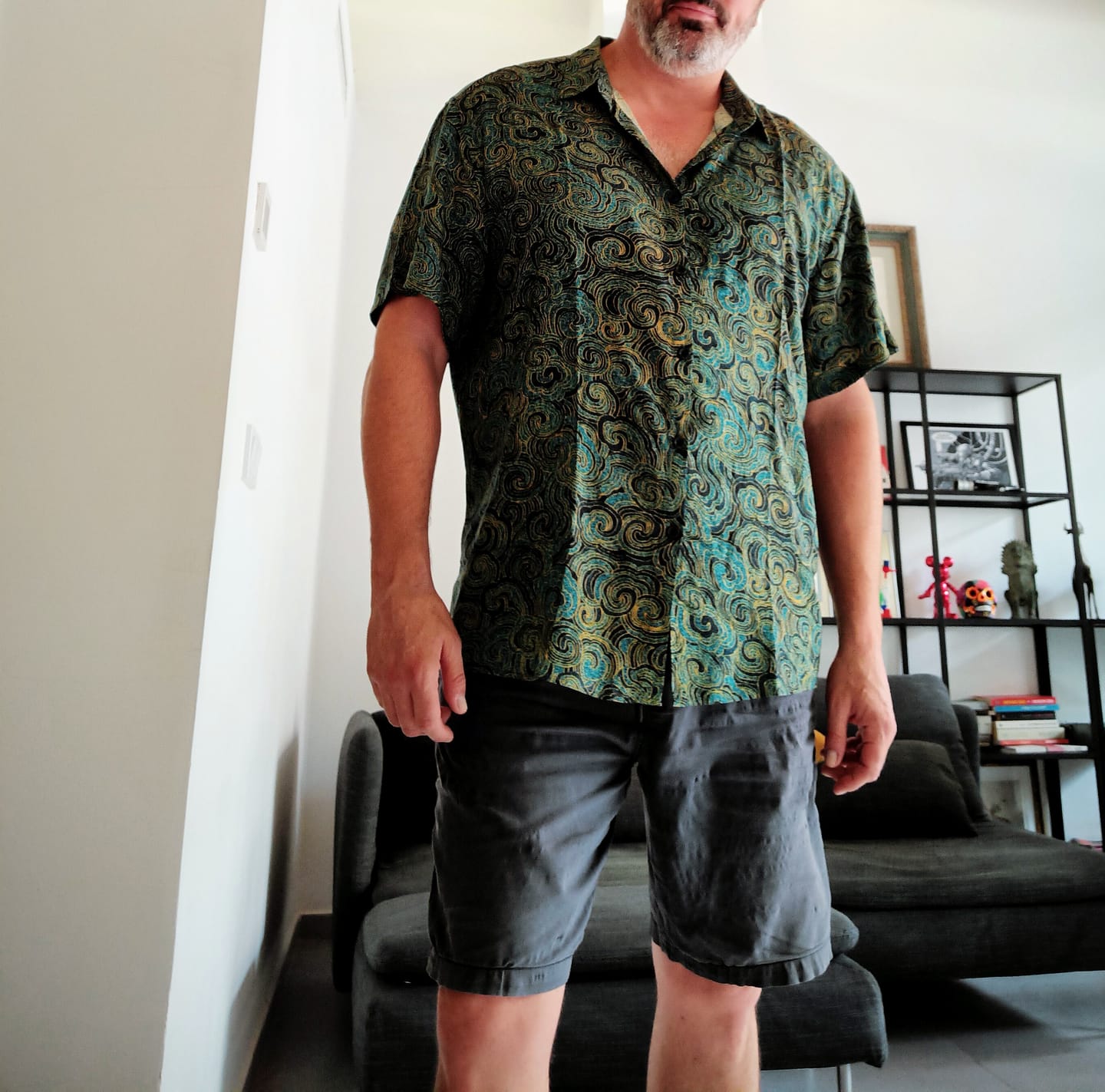 Customer photo review of Men's Casual Holiday Button Short Sleeve Shirt