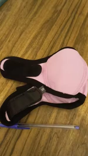 Customer photo review of Orejeras Anti-Ruido para Perros