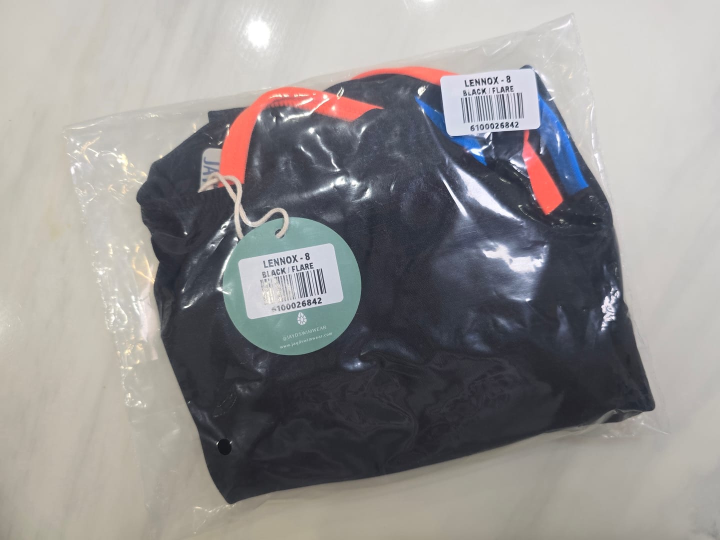 Customer photo review of LENNOX ONE PIECE - Black|Flare