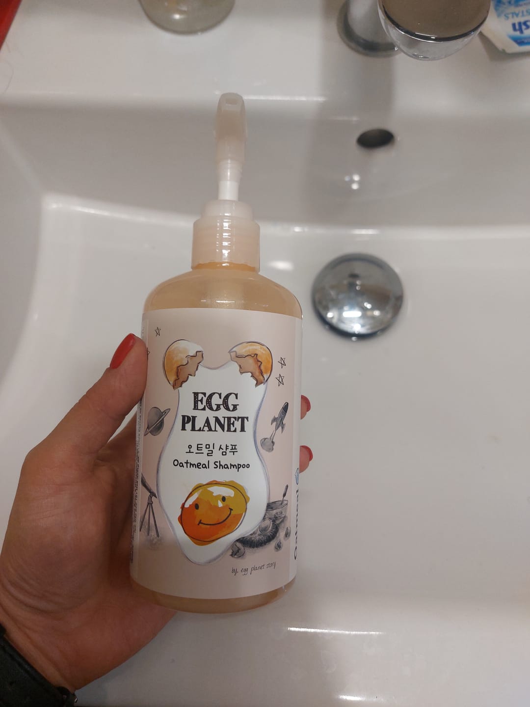 Customer photo review of Протеинов шампоан за интензивна хидратация и подхранване с Овес Doori Egg Planet Oatmeal Shampoo