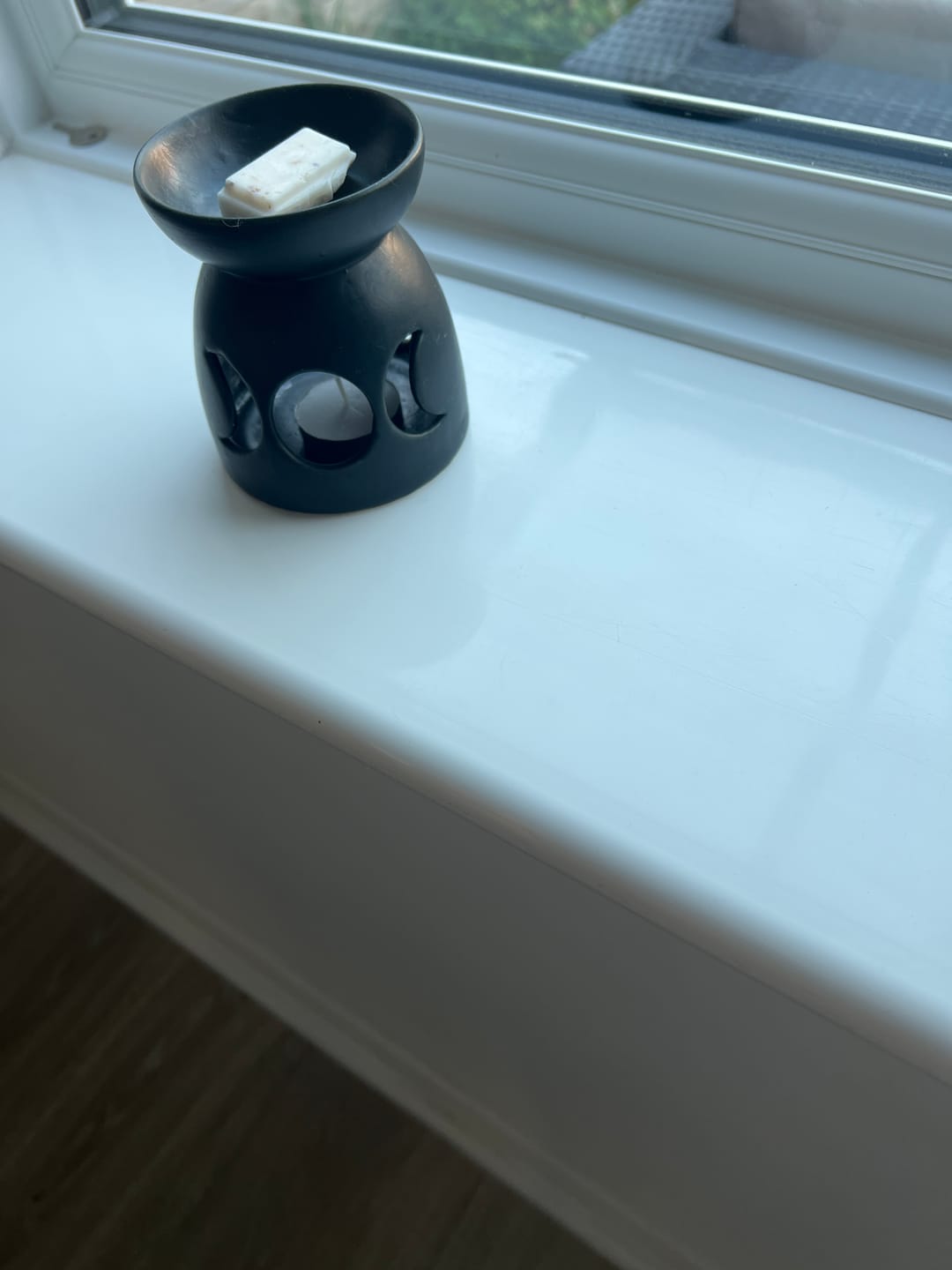 Customer photo review of Cashmere Oud Wax Melts