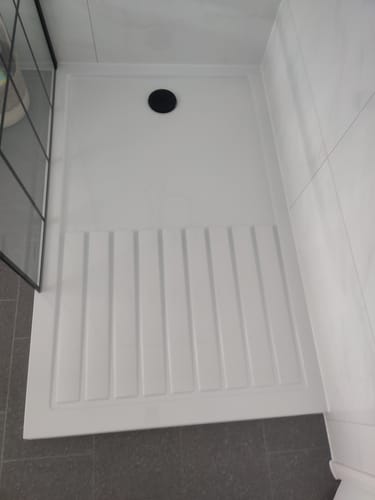 Customer photo review of 1400 x 900mm Walk In Rectangular Stone Shower Tray With Drying Area