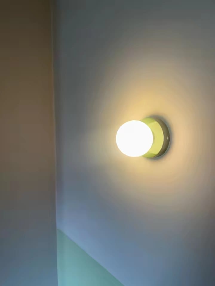 Customer photo review of NeroLight | Wandlampe Innen mit Glasschirm