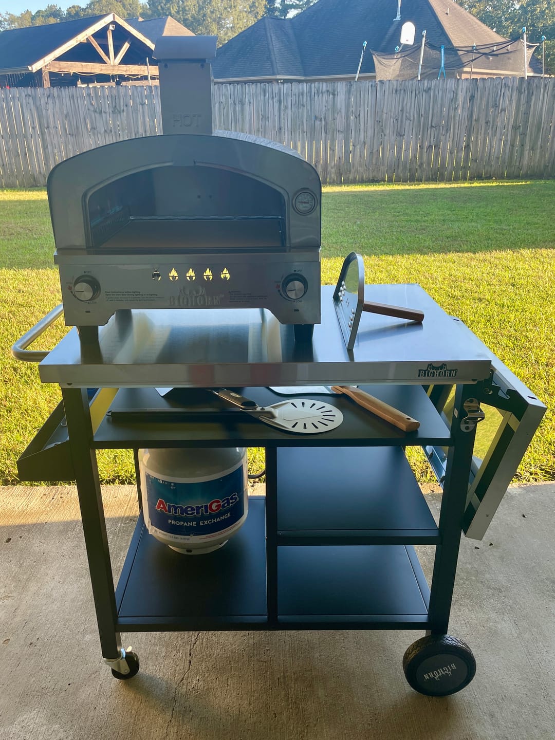 Customer photo review of Outdoor Grill Cart & Pizza Oven Table