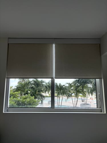 Customer photo review of SmartWings Motorized Dual Shade Harmony Duo Plus