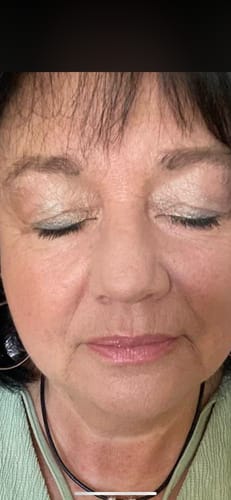 Customer photo review of 310 - Eyeshadow Kiwi