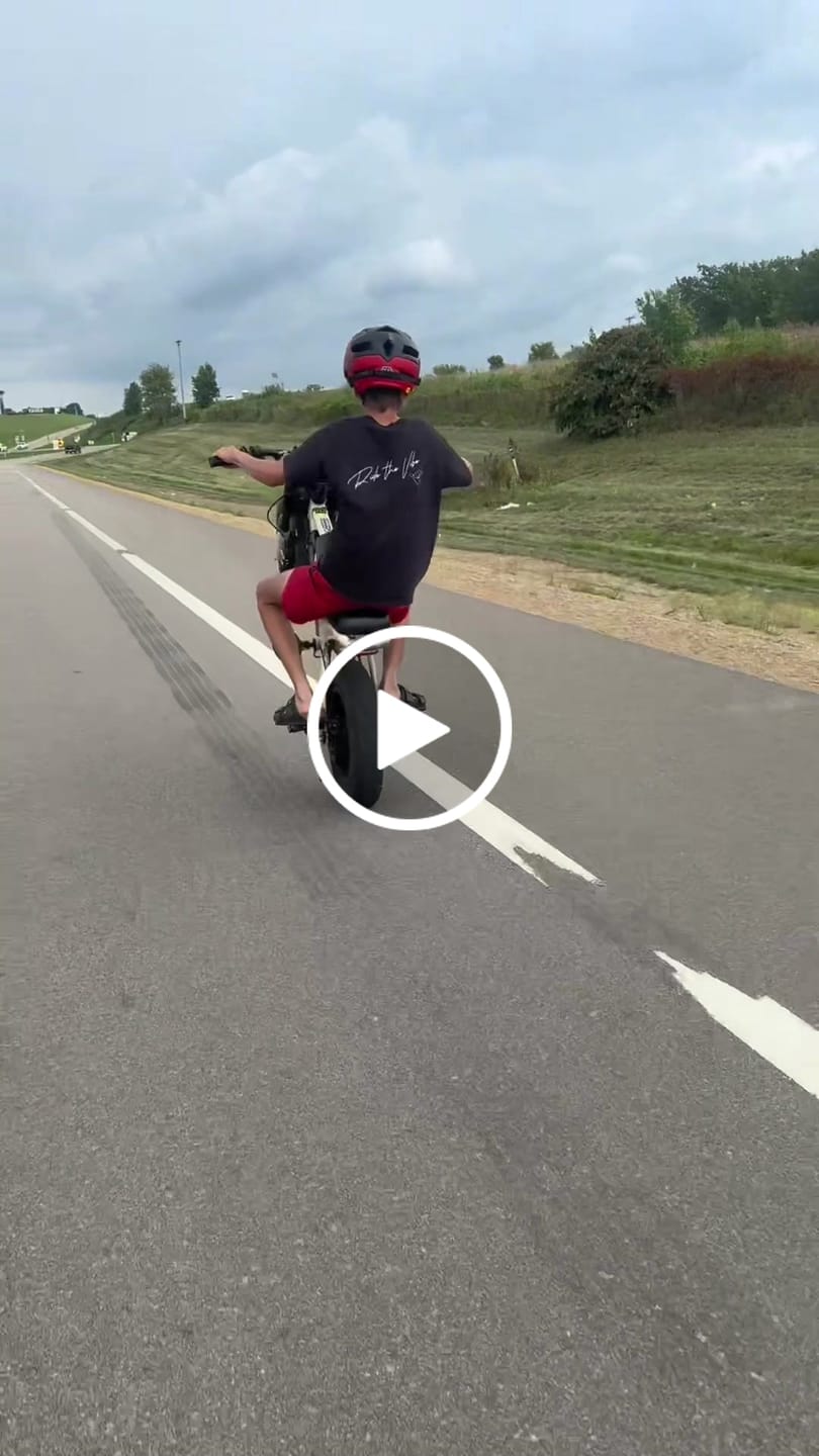 Customer video review of Macfox E-bike M16
