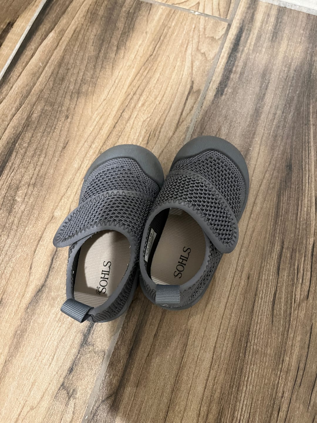 Customer photo review of SOHLS® Velcro MOVE Toddler Shoe – Slate Grey