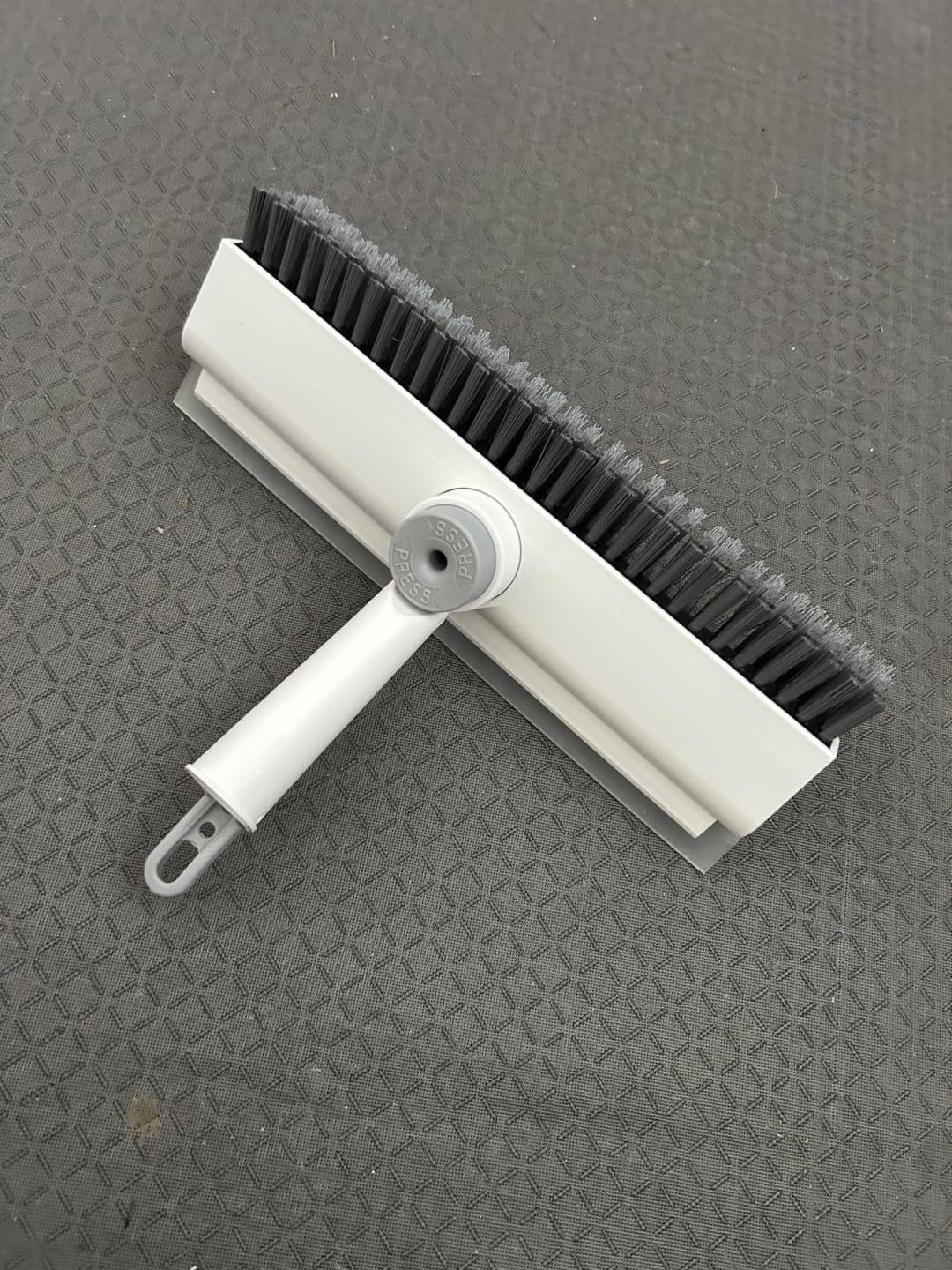 Customer photo review of Mopivo™ 180° Uzun Saplı Temizlik Fırçası