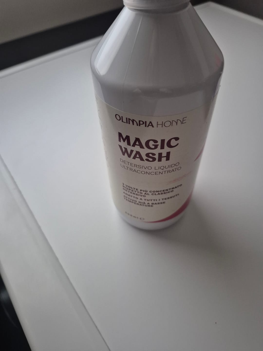 Customer photo review of Magic Wash Liquido - Il Detersivo Professionale per un Bucato Perfetto
