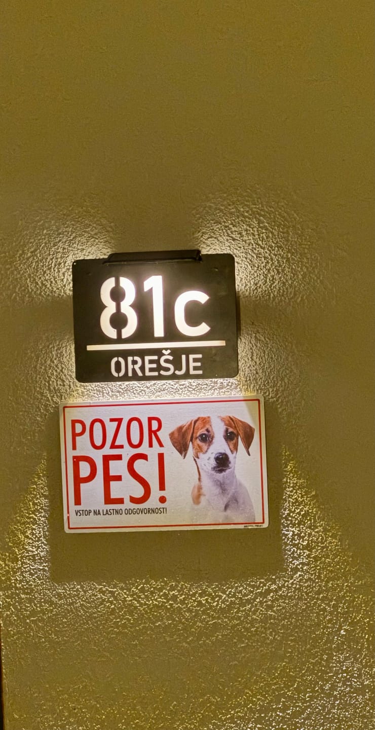 Customer photo review of Solarna Hišna številka Lia