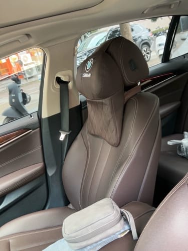 Customer photo review of Cuscino per il collo personalizzato per auto