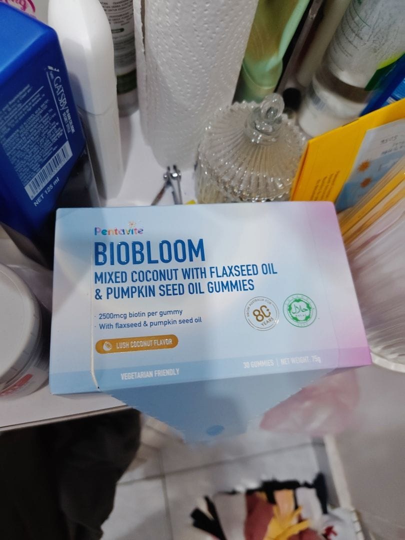 Customer photo review of Biobloom Mixed Coconut With Flaxseed Oil & Pumpkin Seed Oil Gummies