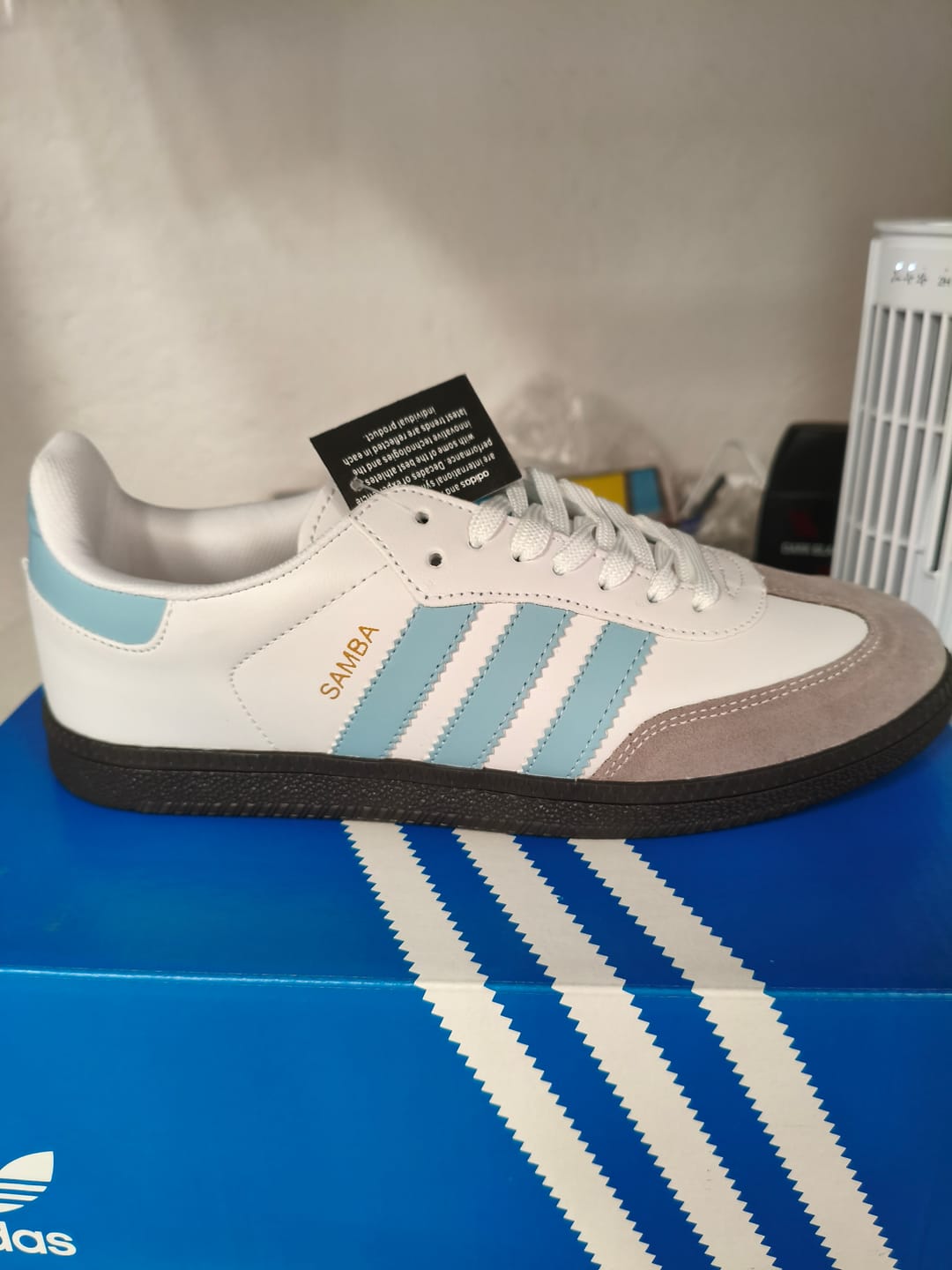 Customer photo review of Tenis Smb Og Blanco Cielo