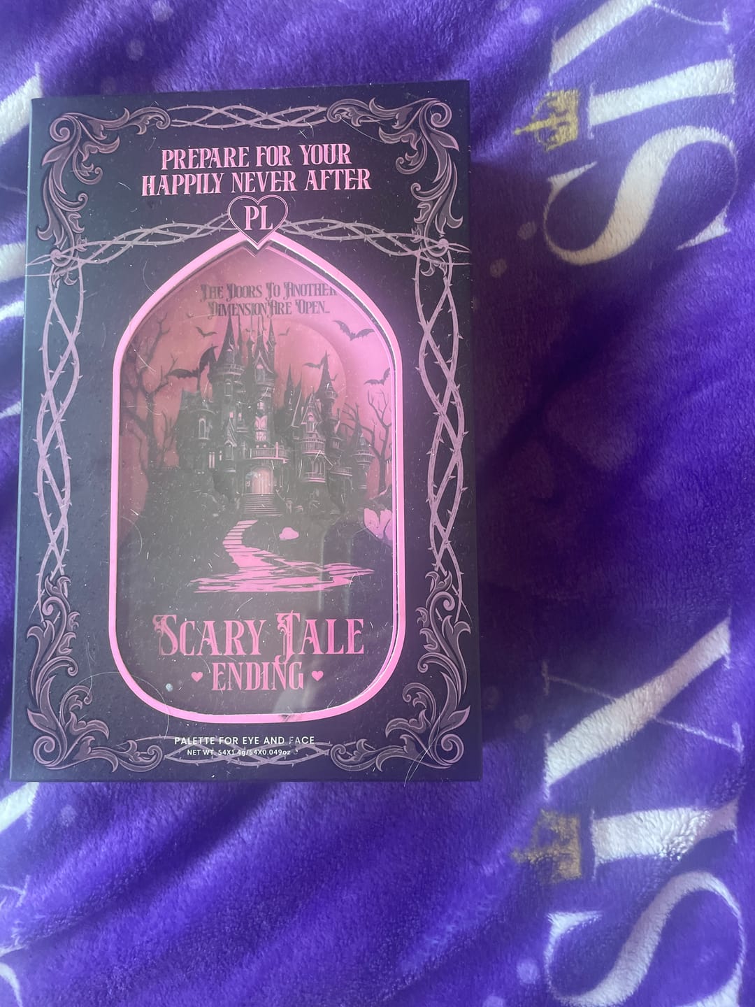 Customer photo review of Scary Tale Ending Halloween Eyeshadow Palette