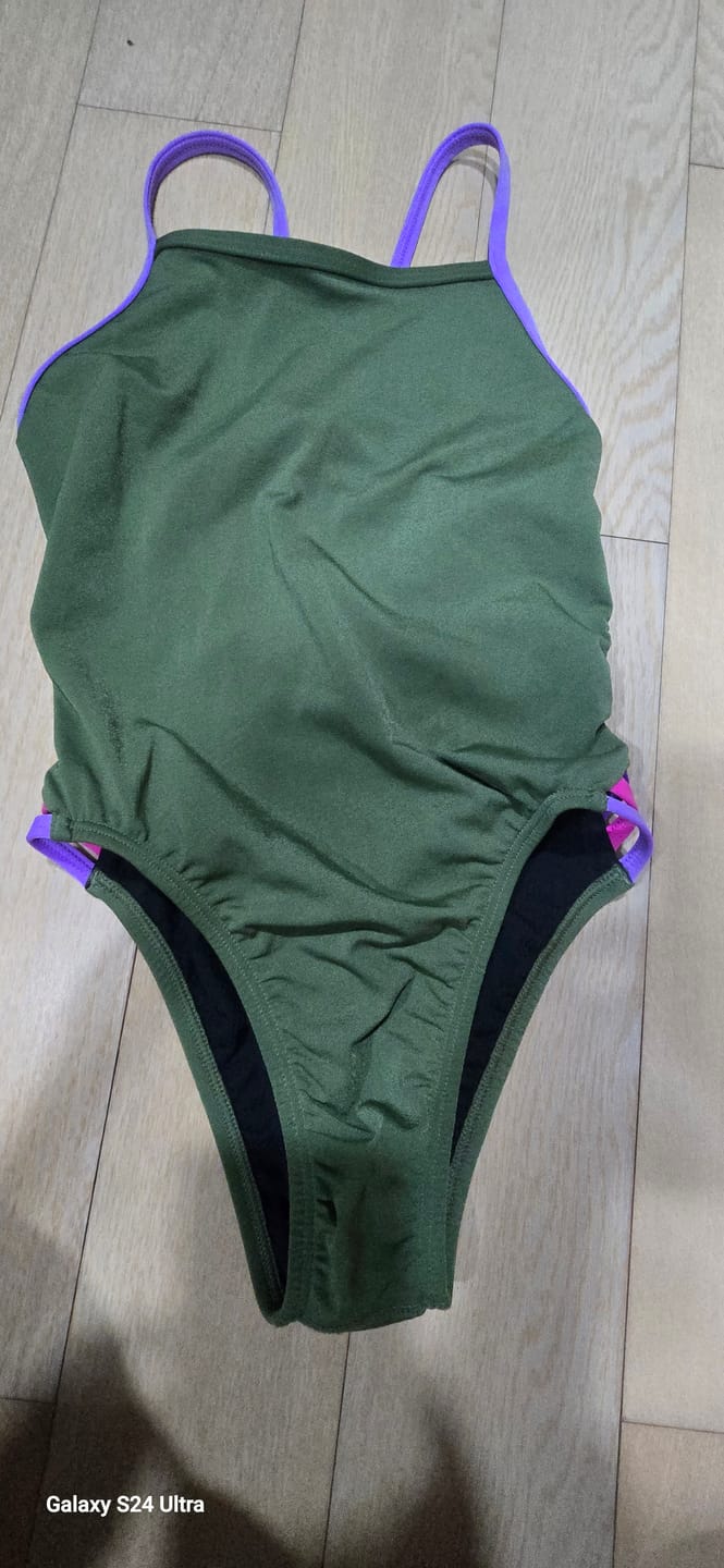 Customer photo review of ZAMBIA ONE PIECE - Olive|Lilac Haze