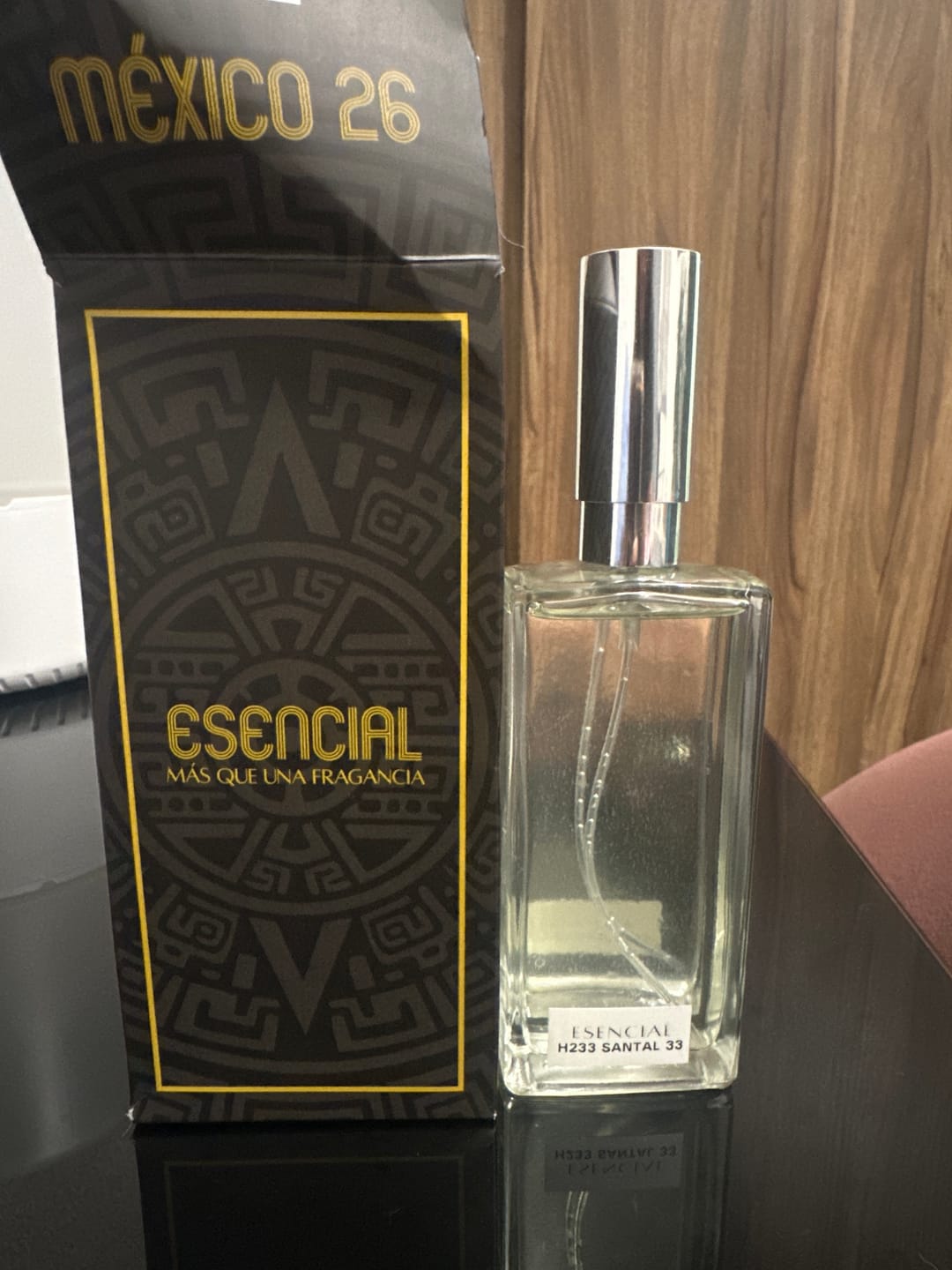 Customer photo review of H233 Inspirado en: Santal 33 - Le Labo