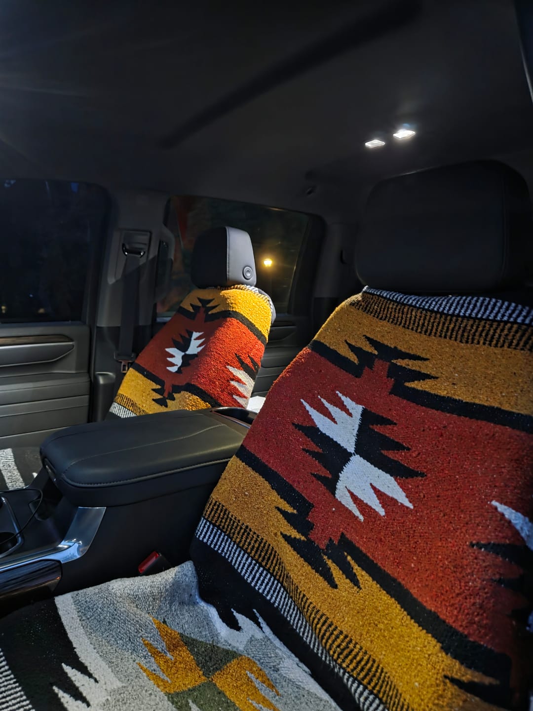 Customer photo review of Tlaxcala Diamond Blanket | Mexican Handmade Blanket