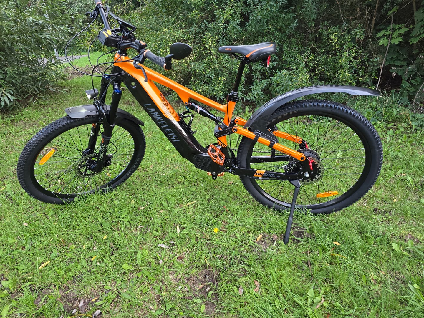 Customer photo review of Lankeleisi MG600 Pro 29" Trails E-Mountain Bike 150/130 mm Full Suspension 960Wh EMTB