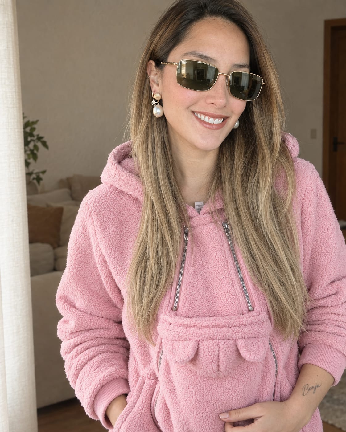 Customer photo review of Sudadera canguro para bebés
