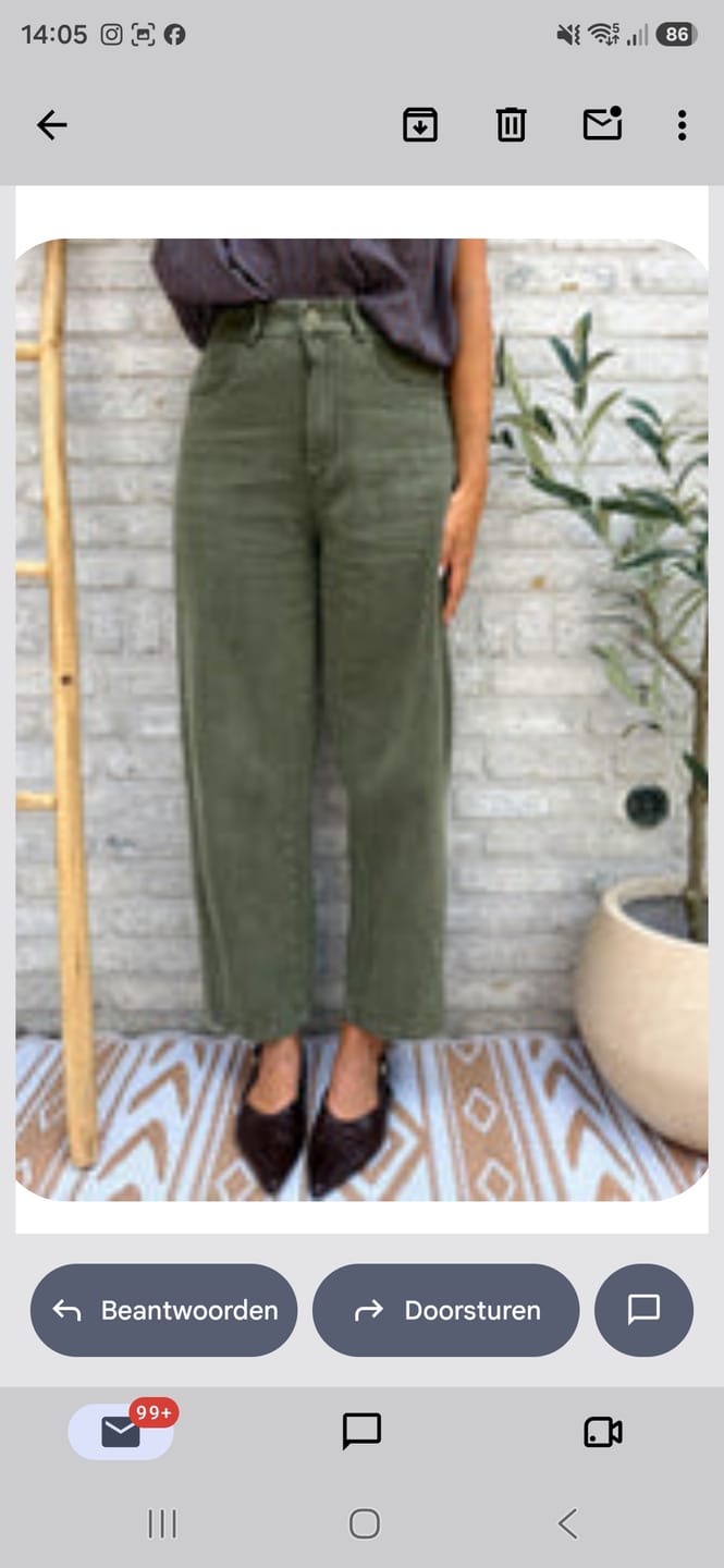 Customer photo review of Vintage Wash Jeans / Khaki