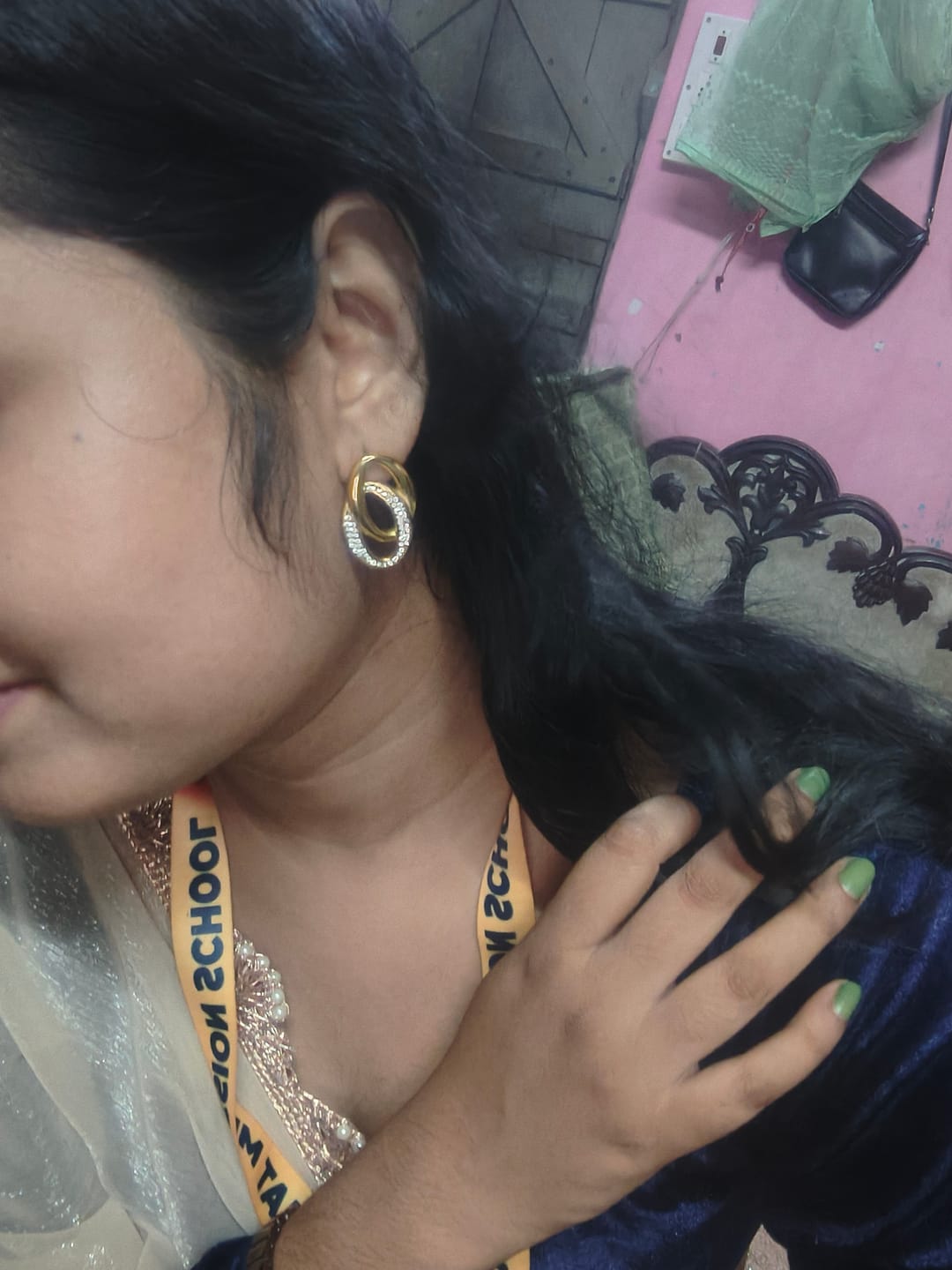 Customer photo review of Elegant Interlinked Stud Earrings