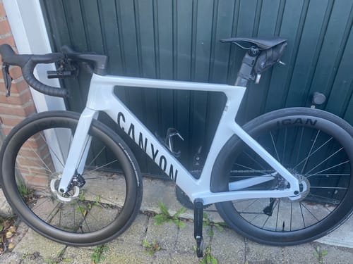 Customer photo review of Aeris 50 Disc Carbon Spoke