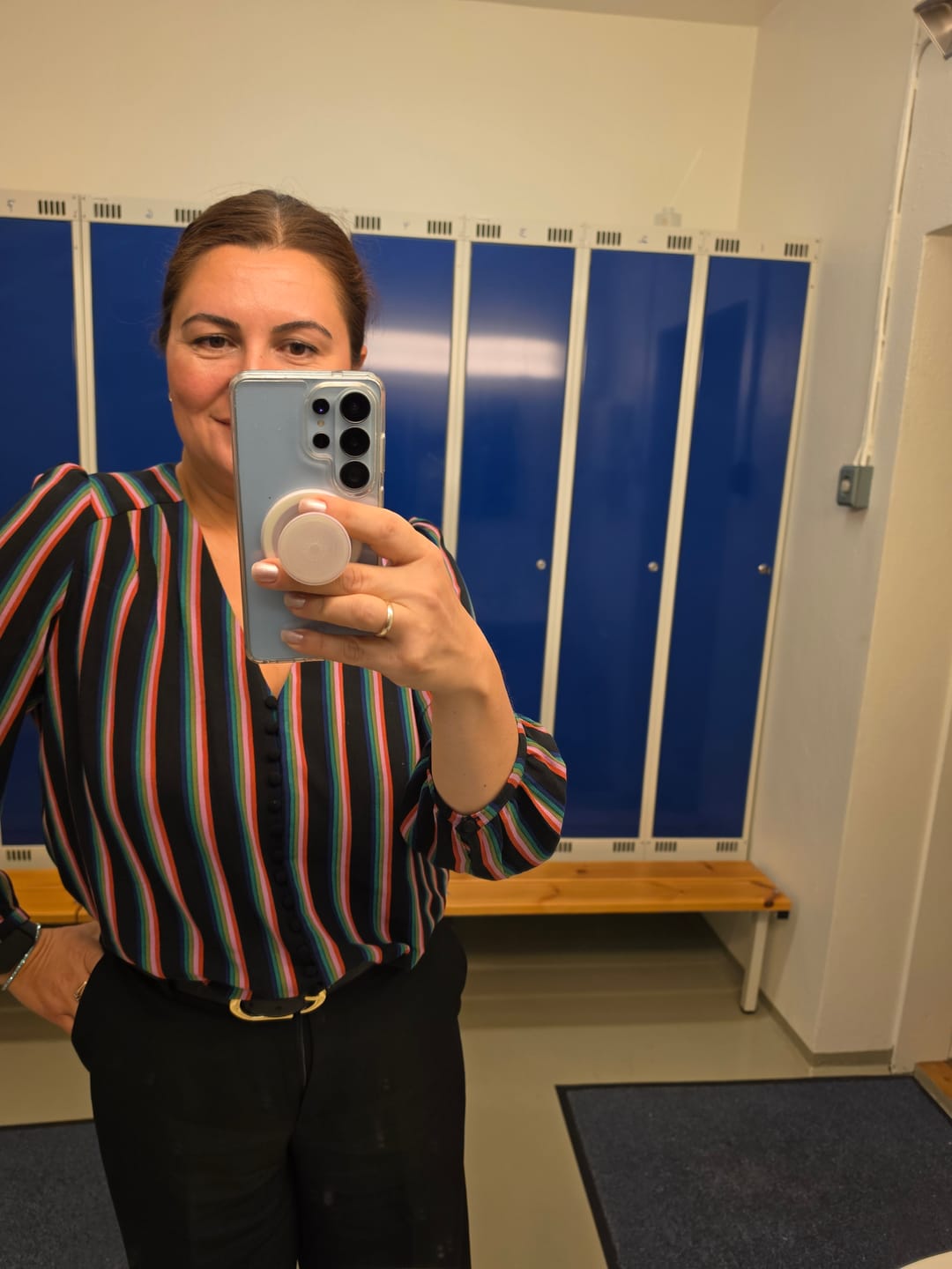 Customer photo review of Erin Harley Stripe bluse