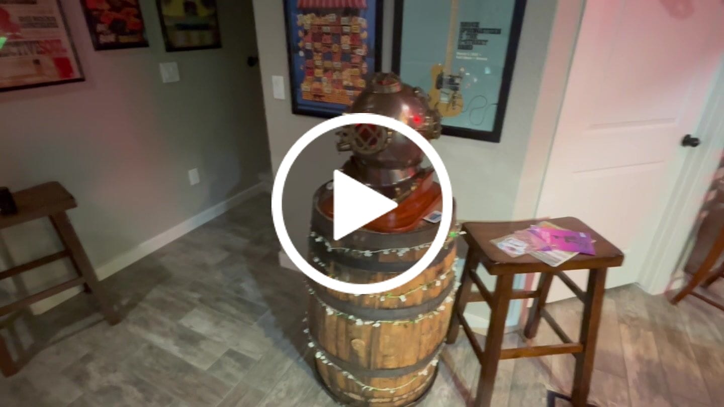 Customer video review of USA Mark V Marine Divers Antique Model Helmet