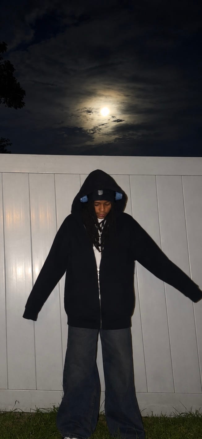 Customer photo review of Saturn Wash Denim