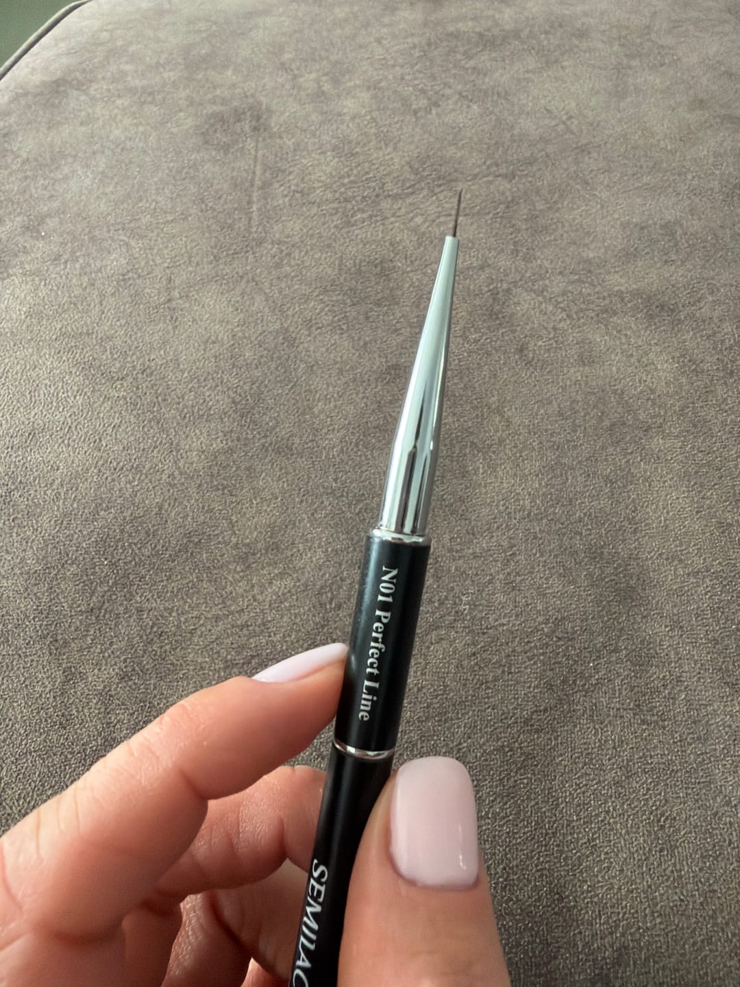 Customer photo review of Semilac Nail Art Brush Perfect Line N01