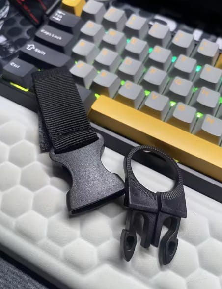 Customer photo review of AdaptWear™ Flaschenhalter-Clip