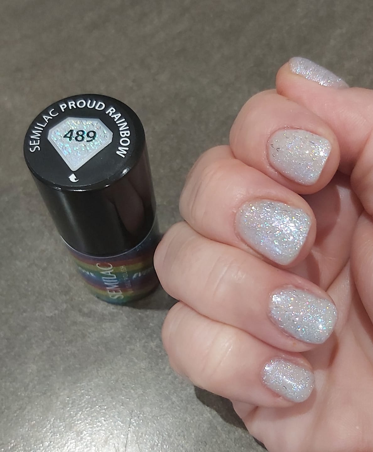 Customer photo review of Semilac 489 Proud Rainbow UV Gel Polish