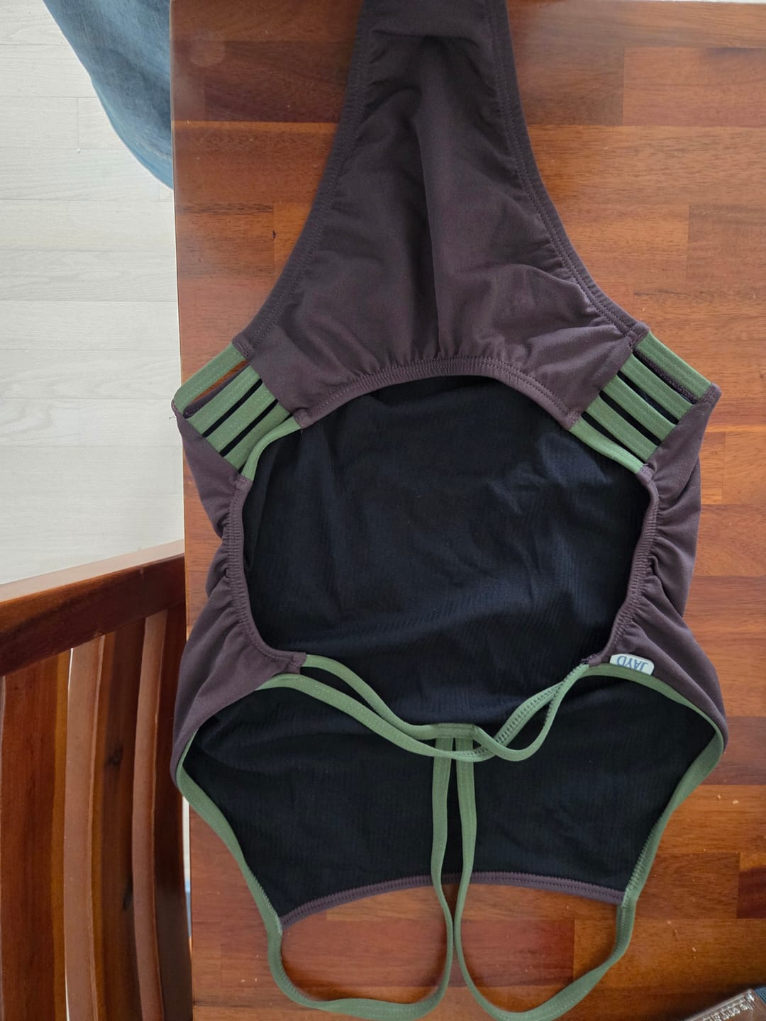 Customer photo review of LENNOX ONE PIECE - Cacao|Olive